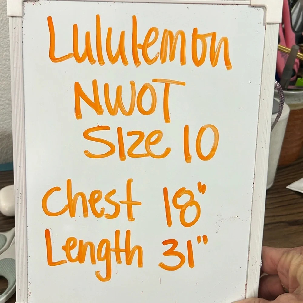Lululemon Hallo Aloe Pullover Size 10 - Picture 8 of 10